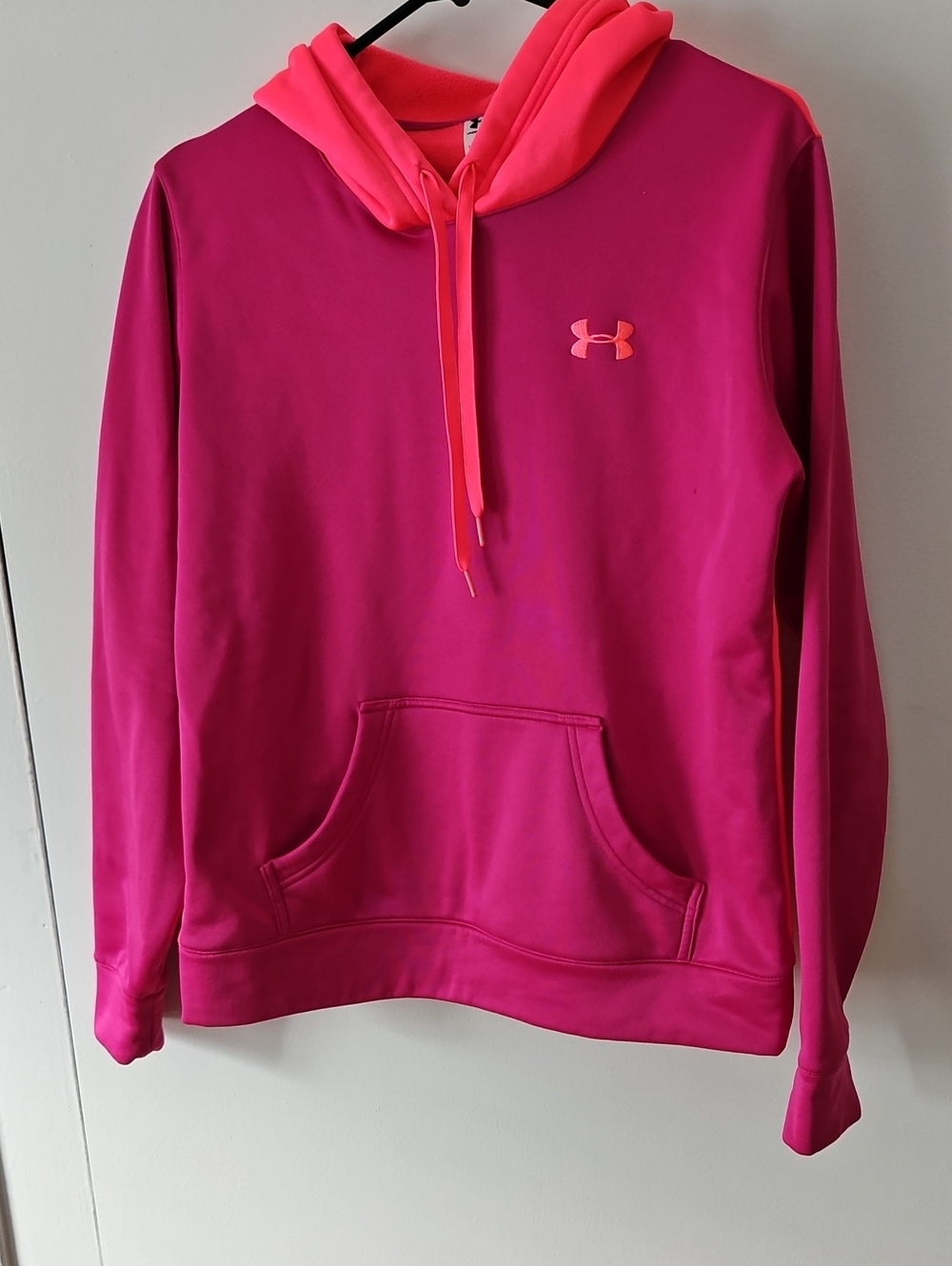 Under Armour Womens Hoodie Hot Pink Small Awesome